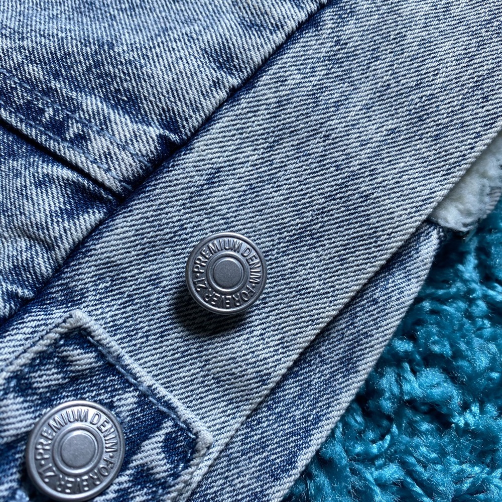 Denim jacket - Picture 10 of 11